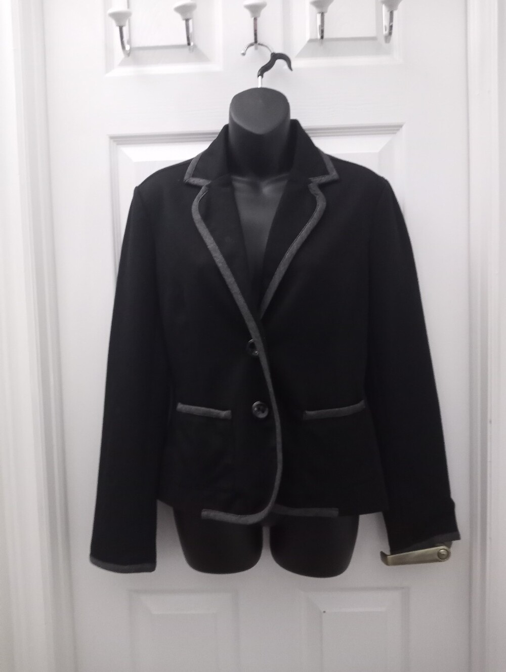 LA CLASSE COUTURE Rayon Blend Blazer